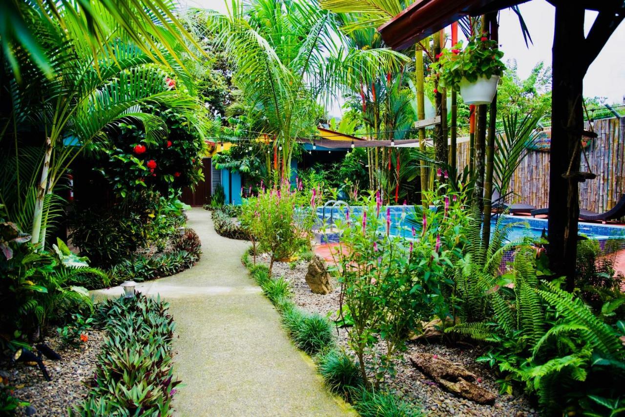 Cabinas D'Val อูวีตา ภายนอก รูปภาพ